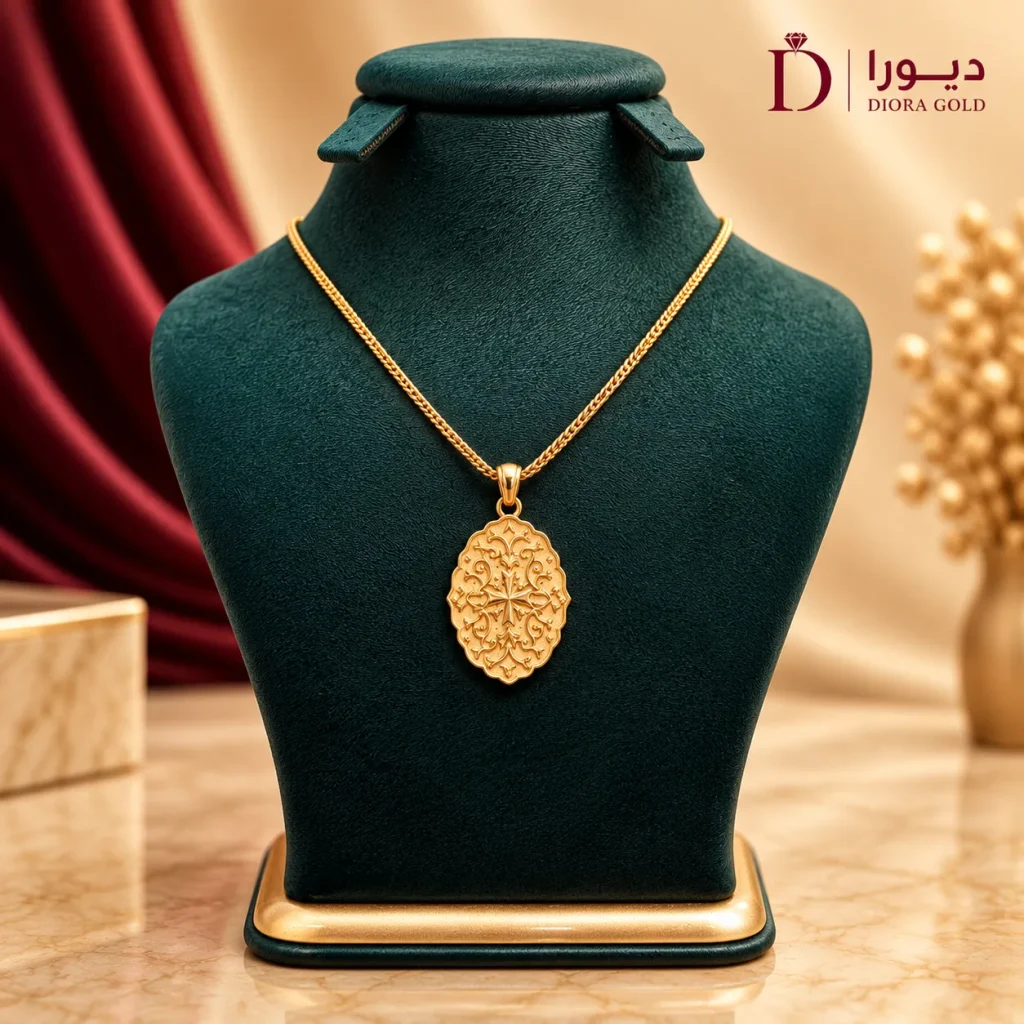 گردنبند طلای پلاک بیضی طرح اسلیمی
